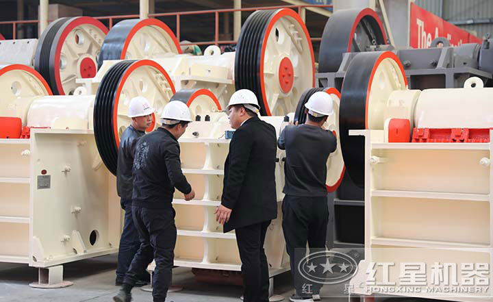 用戶來廠考察，多種設(shè)備型號讓用戶眼見為實